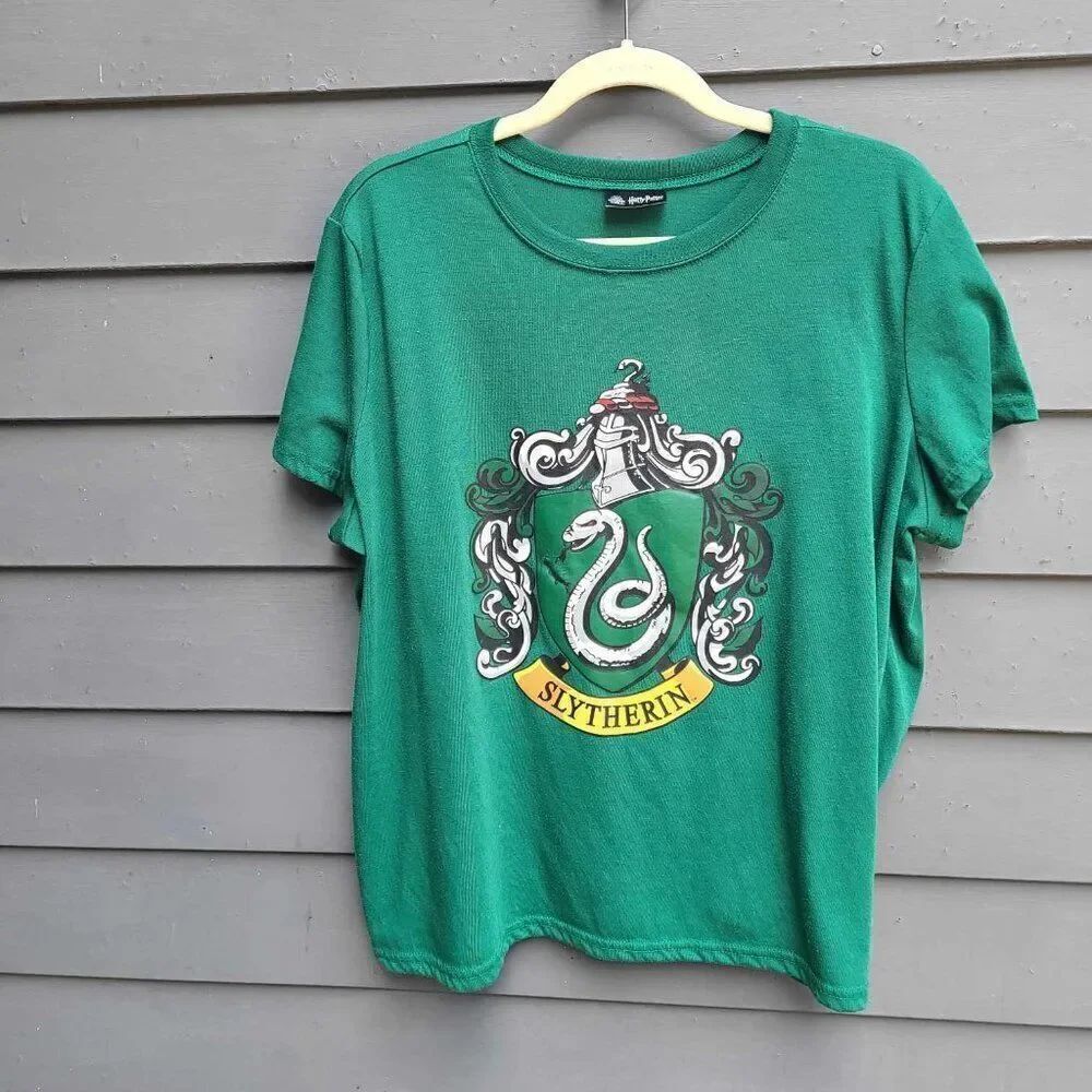 Harry Potter Wizarding World Green Slitherin Tee Shirt  See Measurements